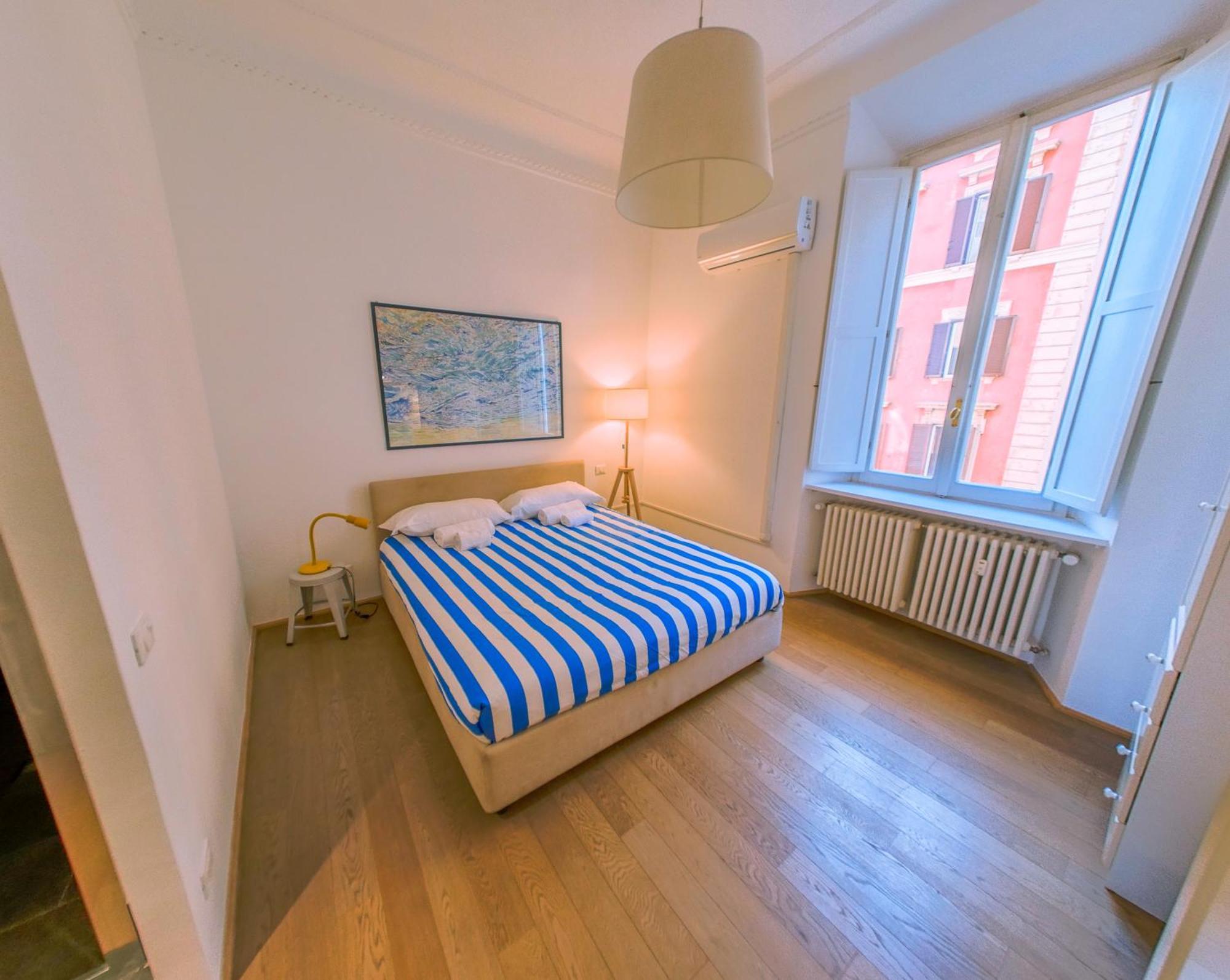 Apartment Pop In The Heart Of Trastevere 4 Guests *