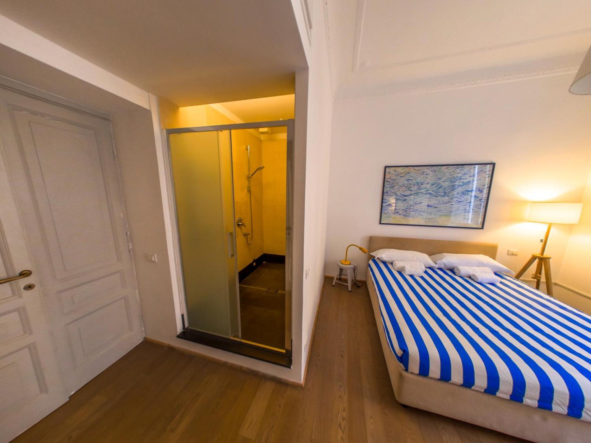 Apartment Pop In The Heart Of Trastevere 4 Guests